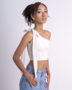 Top-Cropped Monaco Marfil